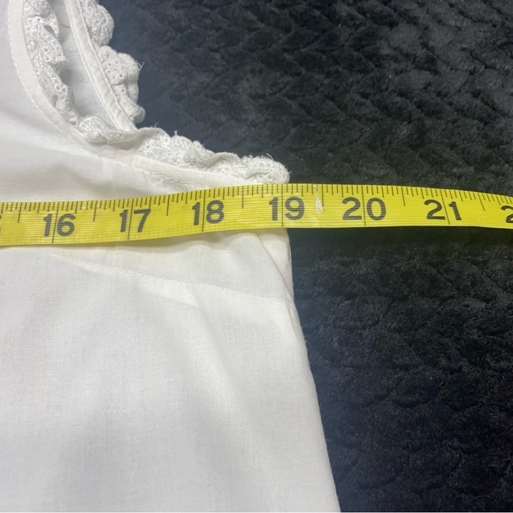 St. Tropez White Ruffled Embellished Tank Top W Med. BEACH TROPICAL ISLAND - Picture 11 of 11